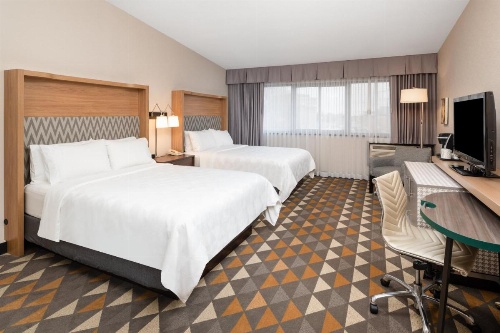 Holiday Inn Toronto Airport East image 15